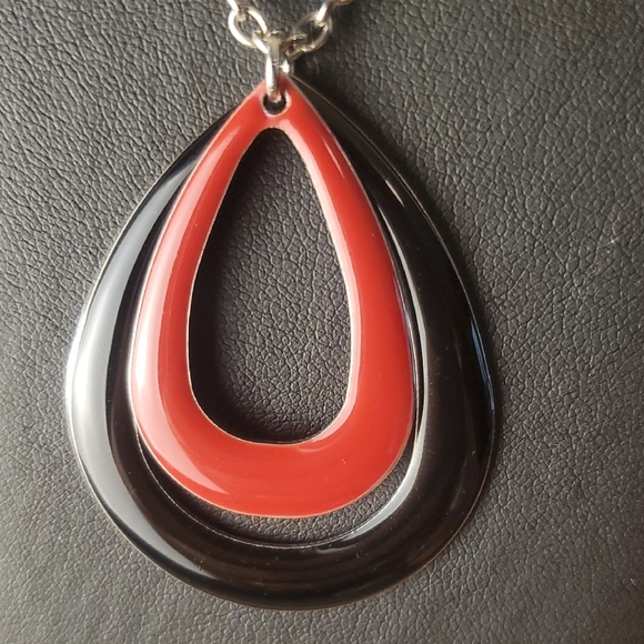 Elegant Red and Black Jewelry Set - Picture 2 of 6